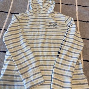 Girls Vineyard Vines hoodie